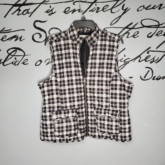 White & Black Plaid Quilted Stamford Full Zip Vest from Keren Hart, Lg - Picture 1 of 6